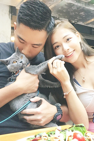 ◎ Sam生前與廖慧儀合照。