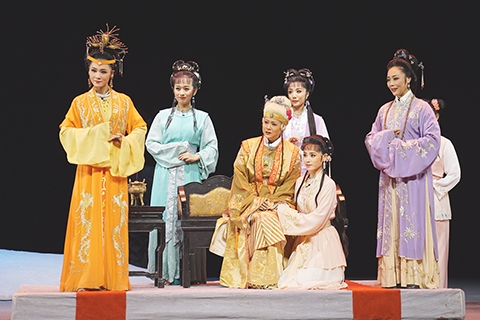 ◎ 安徽省黃梅戲劇院將經典故事《紅樓夢》創新演繹。