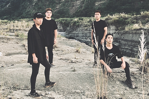 ◎ 巡禮15-《墮進海裡面》主唱石裂符。