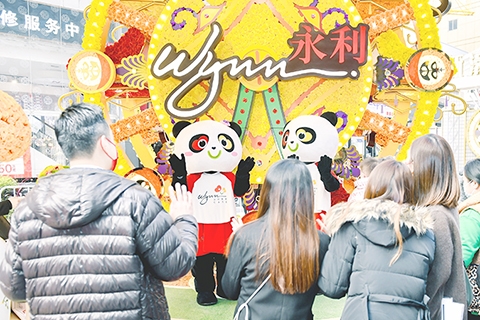 ◎ 永利關愛大使「永永」「利利」親臨重慶與民眾互動。