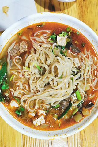 圖為蒿子麵(網上圖片)。