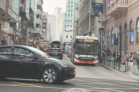 ◎ 澳門特區政府向立法會提交修改《道路交通法》法案文本,其中焦點包括建議引入扣分制。