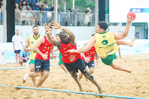 ◎ 第十一屆沙灘手球世界錦標賽在平潭開賽。(平潭融媒體中心圖)