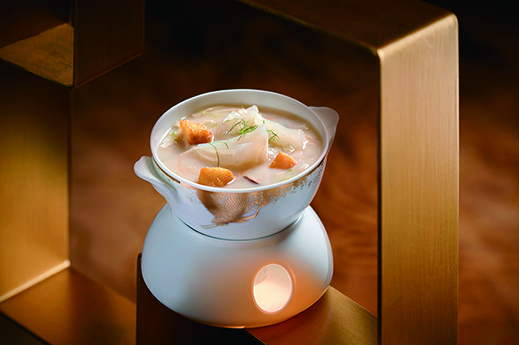 ◎ 帝影樓的帝影拆鱘魚羹