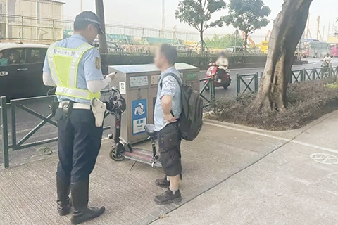 ◎ 治安警稱持續打擊滑板車違例行為。