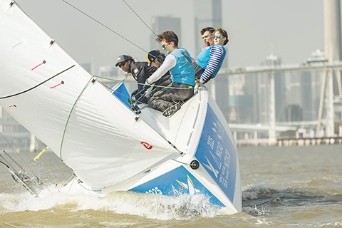 ◎ 「世界帆船對抗巡迴賽——澳門對抗賽」持續爭鬥。