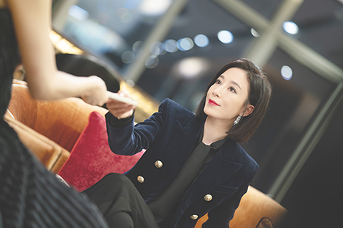 ◎ 楊茜堯憑《黑色月光》的「復仇女王」余滿月角色入圍最佳女主角。