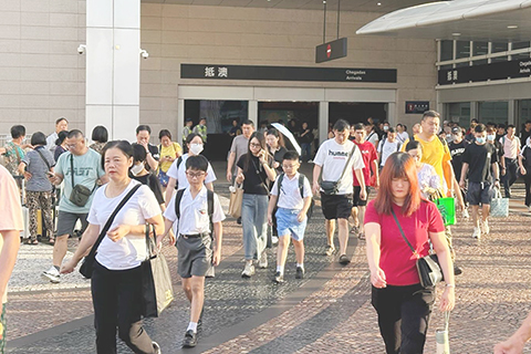 ◎ 跨境學生提前過關上課。