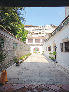 鄭家大屋入口走廊