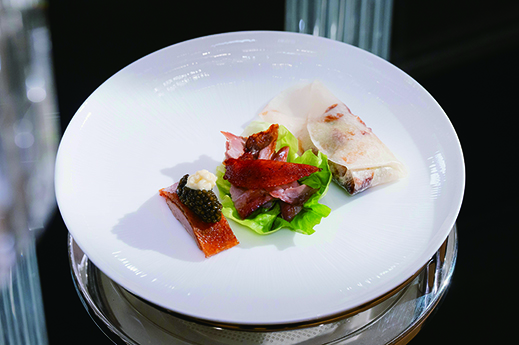 ◎ 大董 「酥不膩」 烤鴨。