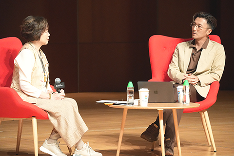 ◎ 謝霆鋒出席港大對談節目。