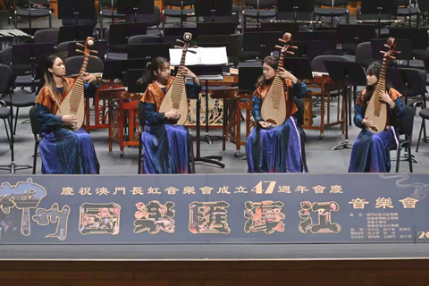 ◎ 建雅琵琶室內樂團表演。