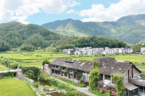 ◎ 婺源縣民宿一景(無人機照片,八月二十六日攝)。