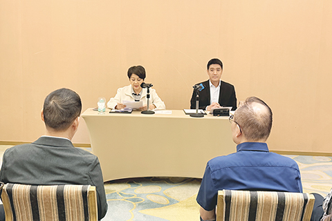 ◎ 文化及體育界兩立法議員對他們在立法會工作成績作總結。
